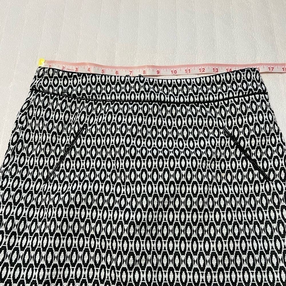 Carole Little Pencil Skirt size 8 - Picture 5 of 7